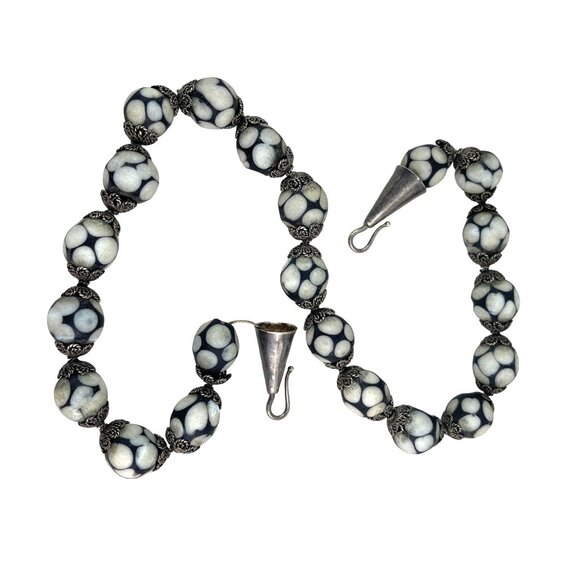 Vintage Handcrafted Necklace With Black & White Ceramic Beads Silver Clasps & Fl - Picture 2 of 9